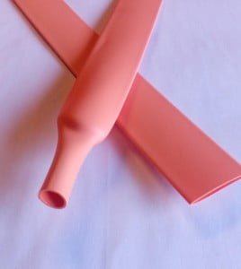 tubo termorretráctil de poliolefina color naranja. tubo termorretráctil de poliolefina color naranja.